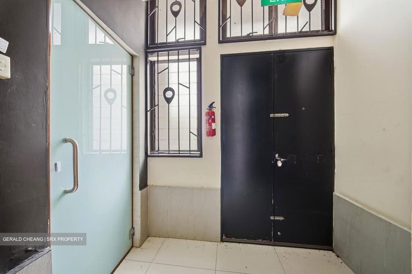 Hougang Avenue 3 (D19), Shop House #633683261